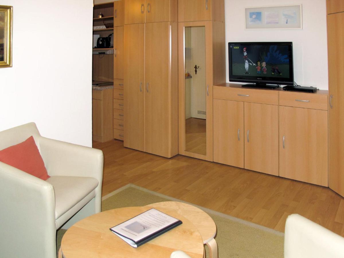 Apartment Bergstrasse By Interhome ゼーバート・ヘリングスドルフ エクステリア 写真