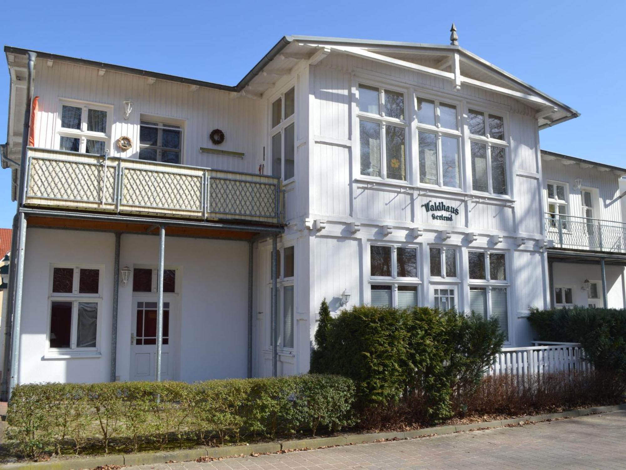 Apartment Bergstrasse By Interhome ゼーバート・ヘリングスドルフ エクステリア 写真